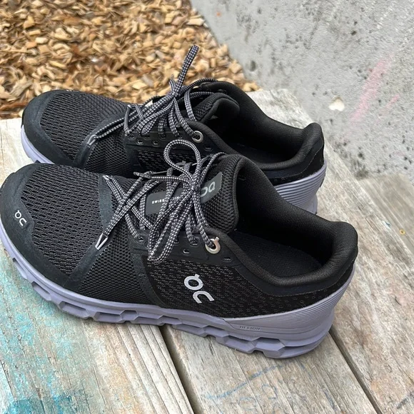 On Running | Shoes | On Cloud Brand New Worn Once Still Have 